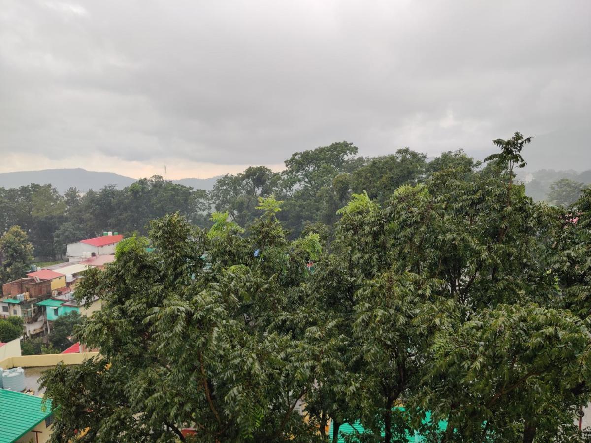 Abuzz Oxfordcaps Imperial Heights Mussoorie Dehradun Hostel Luaran gambar